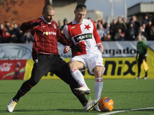 V derby se utkali také Tomáš Řepka (vlevo) a Martin Hýský. V derby se utkali také Tomáš Řepka (vlevo) a Martin Hýský.