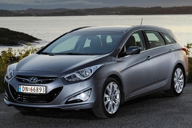 Hyundai i40.
