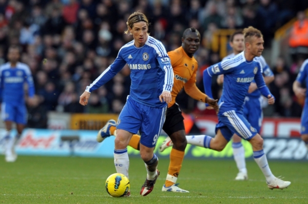 Útočník Chelsea Fernando Torres při utkání s Wolverhamptonem. Útočník Chelsea Fernando Torres při utkání s Wolverhamptonem.