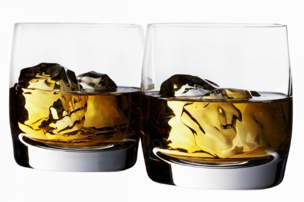 Whisky si v USA budete moci brzy dopřát i v plechovce.