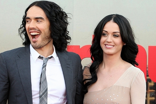 Russell Brand bude mít i po rozvodu důvod k smíchu.