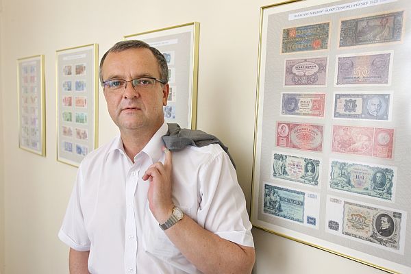 Ministr financí Miroslav Kalousek. Ministr financí Miroslav Kalousek.