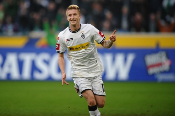 Marco Reus po skončení sezóny přestoupí do Dortmundu. Marco Reus po skončení sezóny přestoupí do Dortmundu.