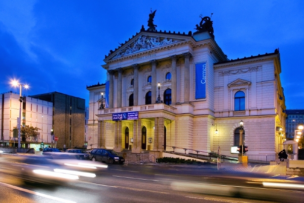 Státní opera Praha.