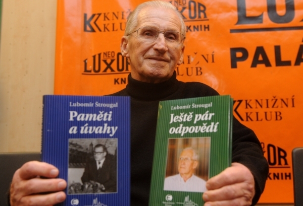 Lubomír Štrougal.