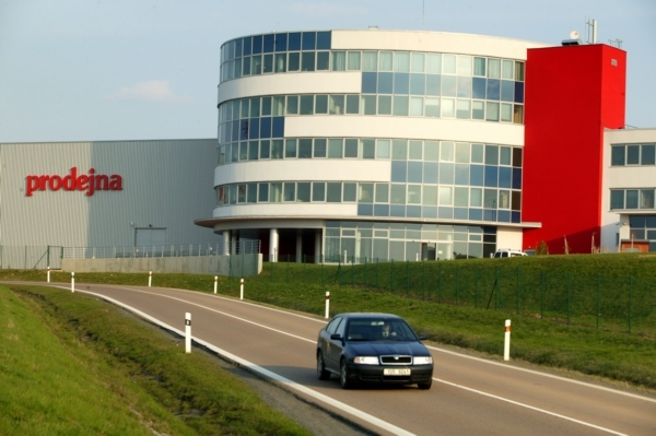 V prodejnách Mountfield si na své přijdou hlavně zahradníci.