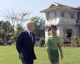 Disidentku Su Ťij minulý týden navštívil britský ministr zahraničí William Hague.
