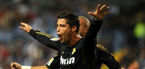 Real Madrid porazil Grenadu. Real Madrid porazil Grenadu.
