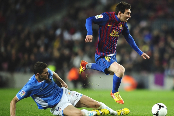 Opora Barcelony Lionel Messi (vpravo). Opora Barcelony Lionel Messi (vpravo).
