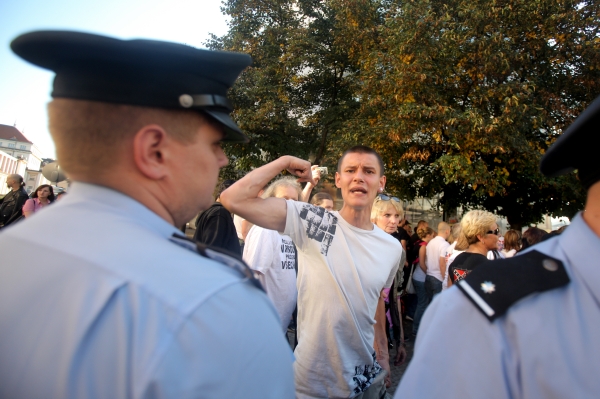 Ve Varnsdorfu se proti Romům protestovalo už na podzim. Ve Varnsdorfu se proti Romům protestovalo už na podzim.
