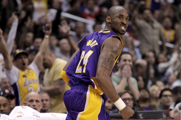 Kobe Bryant v sobotním zápase proti Clippers. Kobe Bryant v sobotním zápase proti Clippers.