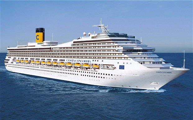 Costa Concordia, která v pátek večer ztroskotala u pobřeží Itálie. Costa Concordia, která v pátek večer ztroskotala u pobřeží Itálie.