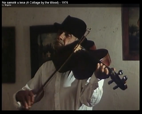 Josef Kemr ve filmu Na samotě u lesa.
