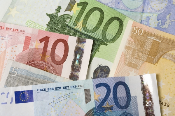Důvěra v euro dlouhodobě klesá (ilustrační foto). Důvěra v euro dlouhodobě klesá (ilustrační foto).