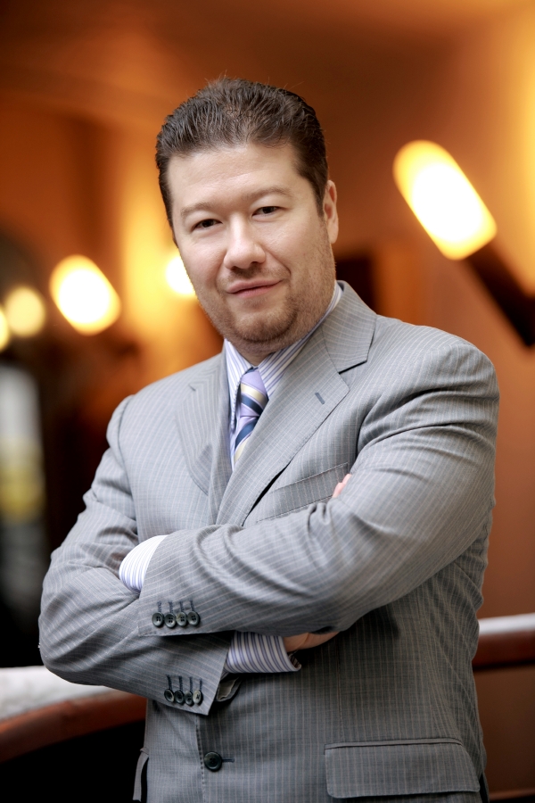 Tomio Okamura.
