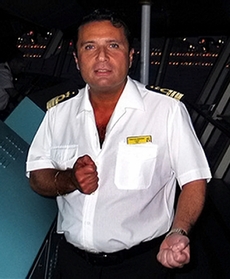 Kapitán Francesco Schettino.