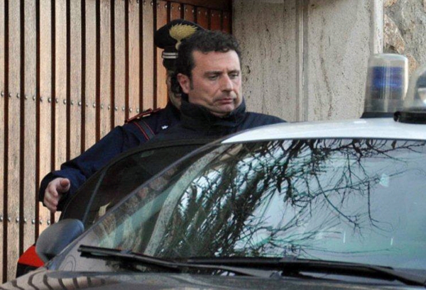 Kapitán Costa Concordia Francesko Schettino. Kapitán Costa Concordia Francesko Schettino.
