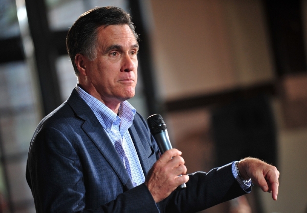 Romneyho preference míří dolů. Romneyho preference míří dolů.