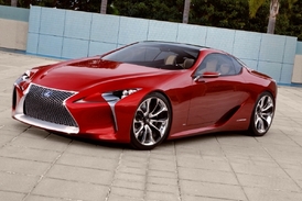Lexus se pochlubil sportovním konceptem LF-LC. 
