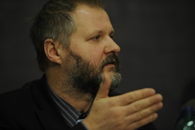 Rektor UK Václav Hampl.