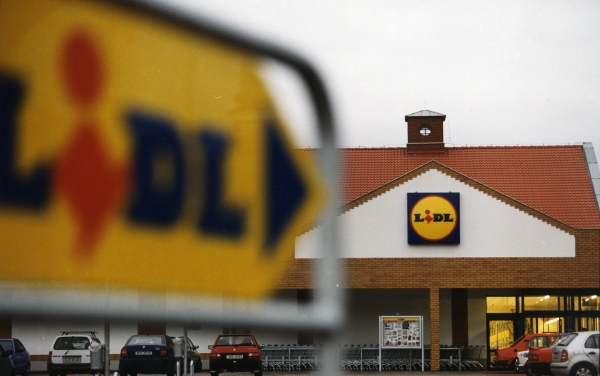 Likérka Fruko se nedohodla se supermarketem Lidl.