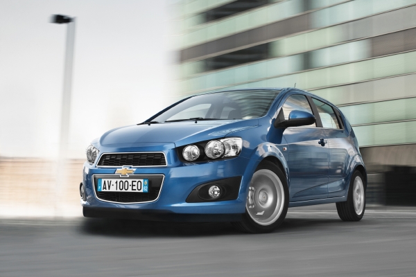 Chevrolet Aveo, jeden z modelů, jimiž se chce značka prosadit i v Evropě. Chevrolet Aveo, jeden z modelů, jimiž se chce značka prosadit i v Evropě.