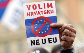 Chorvatští euroskeptici varují před ztrátou suverenity.