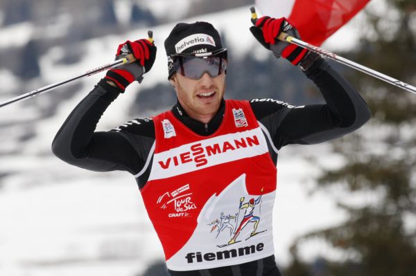 Švýcar Dario Cologna vyhrál sprint v estonském Otepää.