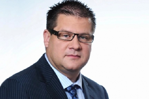 Petru Kušnierzovi hrozí za přijímání úplatku úřední osobou až 12 let vězení Petru Kušnierzovi hrozí za přijímání úplatku úřední osobou až 12 let vězení