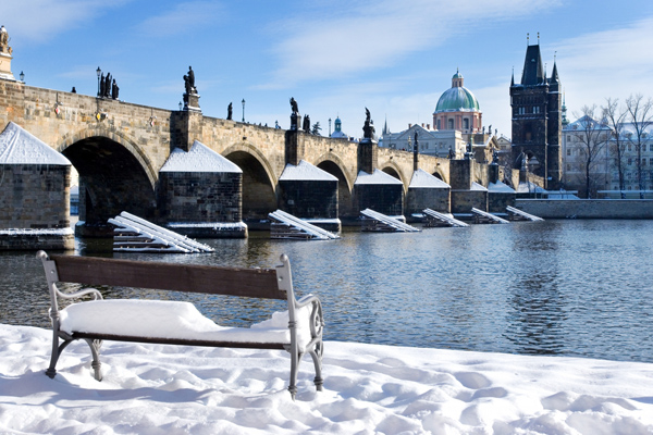 Exekuce byla uvalena i na Karlův most. Exekuce byla uvalena i na Karlův most.