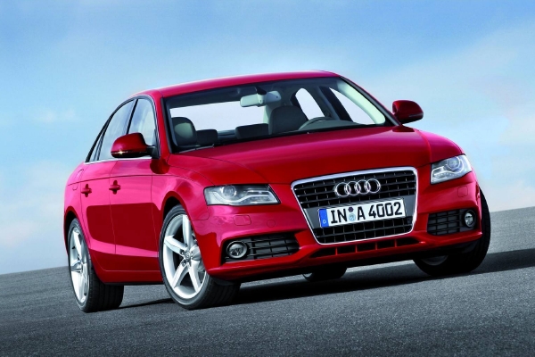 Mezi úspěšné vozy na německém trhu patří i Audi A4.