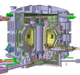 Tokamak ITER, který vzniká ve francouzském Cadarache.