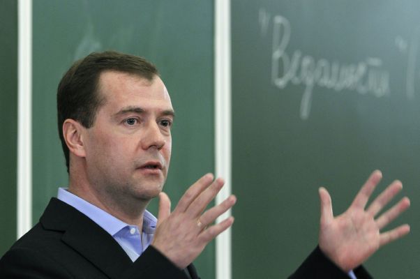 Dmitrij Medveděv na besedě se studenty. Dmitrij Medveděv na besedě se studenty.