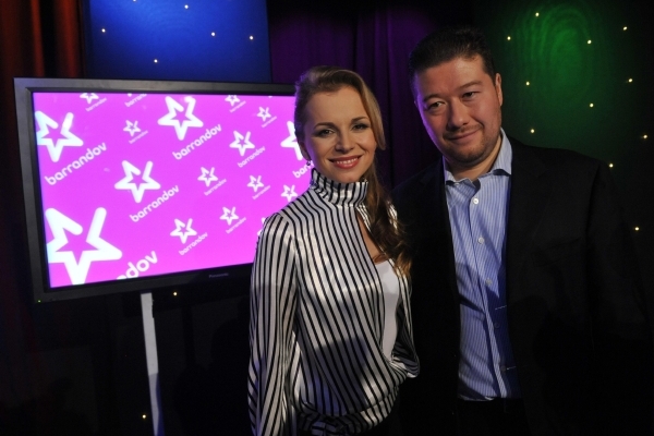 Okamura má pořad uvádět s Martinou Kociánovou. Okamura má pořad uvádět s Martinou Kociánovou.