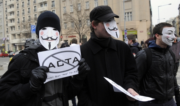 V Praze se sešlo přibližně deset odpůrců smlouvy ACTA. V Praze se sešlo přibližně deset odpůrců smlouvy ACTA.