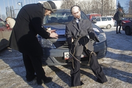 Automobilisté protestovali proti premiérovi Vladimiru Putinovi. 