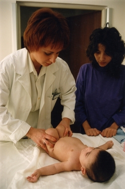 Pediatry by mohl krýt informovaný souhlas podepsaný rodiči.