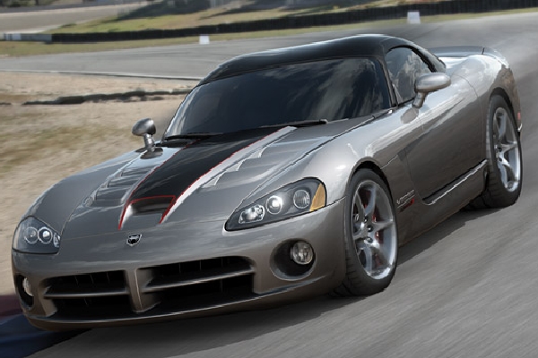 Na snímku model Viper SRT 2010. Na snímku model Viper SRT 2010.