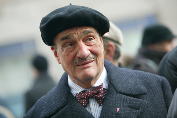 Ministr zahraničí Karel Schwarzenberg, který podle prezidenta Klause škodí České republice.
