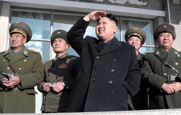 Severní Korea má zase pohledného vůdce, Kim Čong-una. Takhle sošně dovedl hledět i Kim Ir-sen.