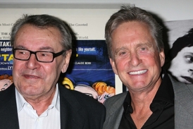 Miloš Forman spolu s Michaelem Douglasem.