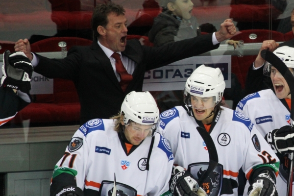 Popradský Lev při své premiéře v KHL nezklamal.