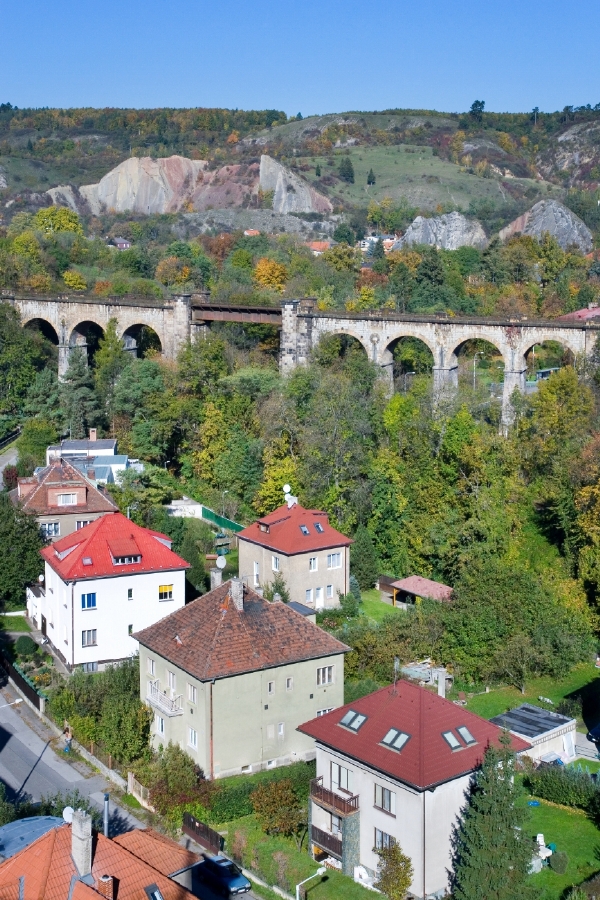 Lanovka by jezdila nad Prokopským a Dalejským údolím. Lanovka by jezdila nad Prokopským a Dalejským údolím.