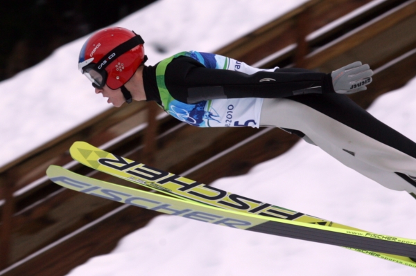 Český skokan Roman Koudelka skončil ve Val di Fiemme třináctý.