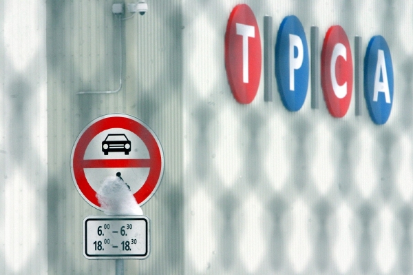 Kolínská TPCA zřejmě tento rok omezí výrobu. Kolínská TPCA zřejmě tento rok omezí výrobu.
