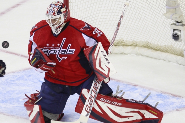 Brankář Washingtonu Tomáš Vokoun. Brankář Washingtonu Tomáš Vokoun.