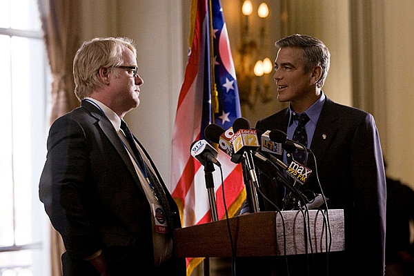 George Clooney ve filmu Den zrady hraje kandidáta na prezidenta, který přichází o iluze.
