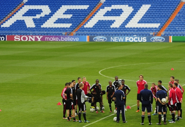 Největší příjmy měl "Bílý balet" Real Madrid.