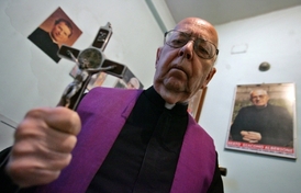 Otec Gabriele Amorth.