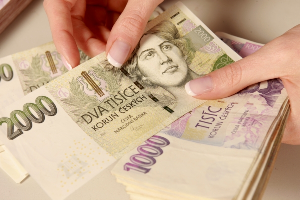 Velký vliv na výši platu má podle studie také místo podnikání firmy. V Praze jsou mzdy ve srovnání s celorepublikovým průměrem o 30 procent vyšší.